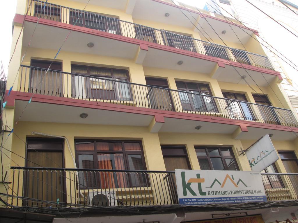 Oyo 166 Kathmandu Tourist Home Esterno foto