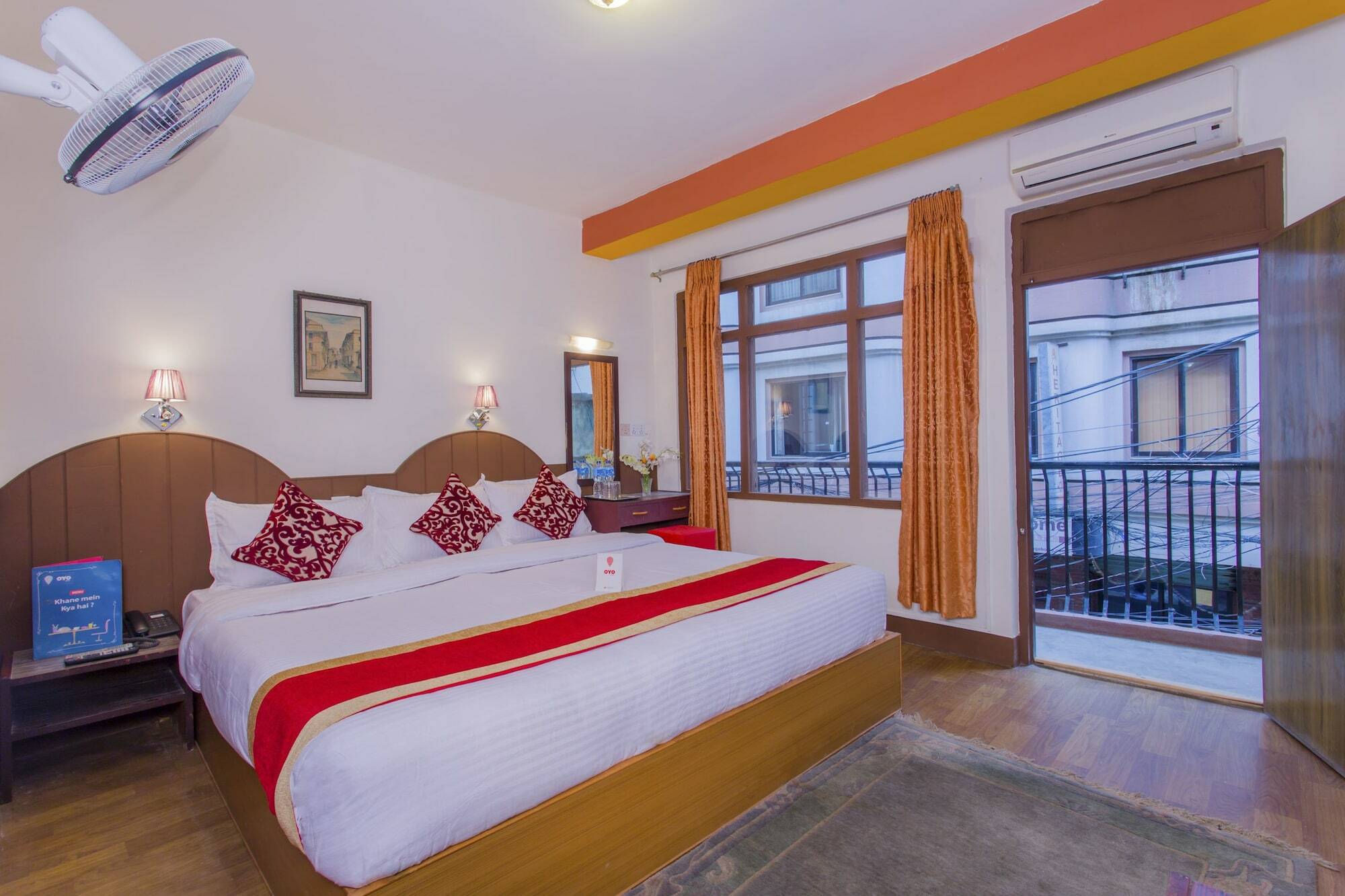 Oyo 166 Kathmandu Tourist Home Esterno foto