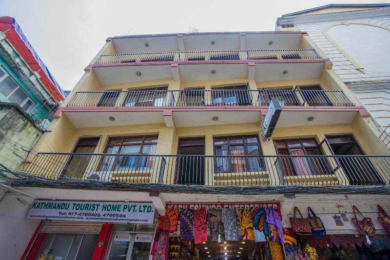 Oyo 166 Kathmandu Tourist Home Esterno foto